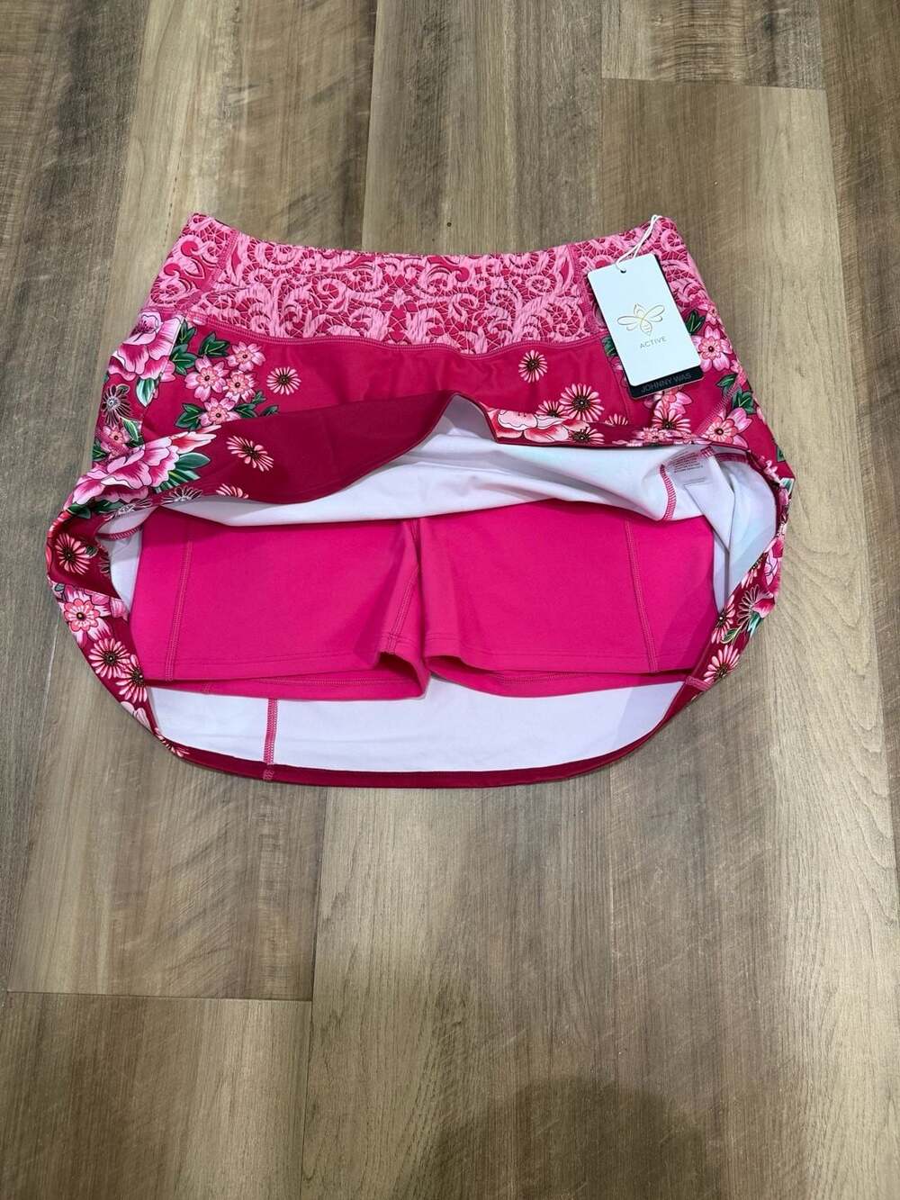 Johnny Was Active Floral Print Athletic Skort- Bee Active Dolphin Hem - Picture 7 of 10